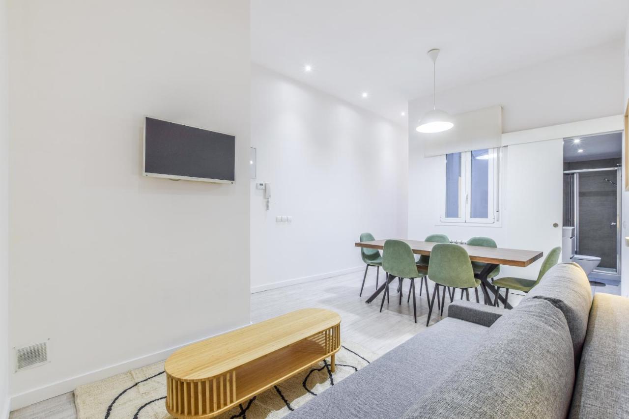 Amplio Apartamento En Malasana Para 6 Personas Apartment มาดริด ภายนอก รูปภาพ