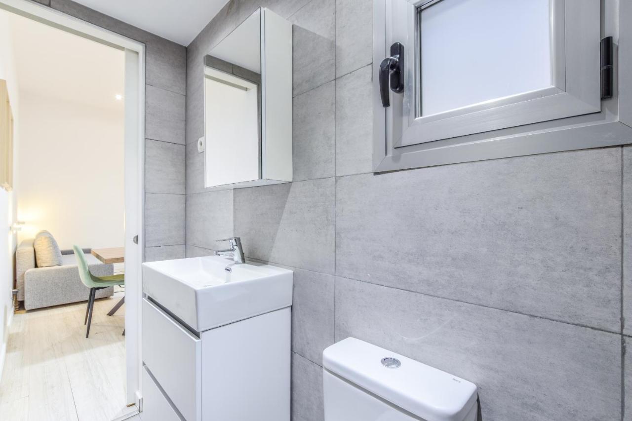 Amplio Apartamento En Malasana Para 6 Personas Apartment มาดริด ภายนอก รูปภาพ